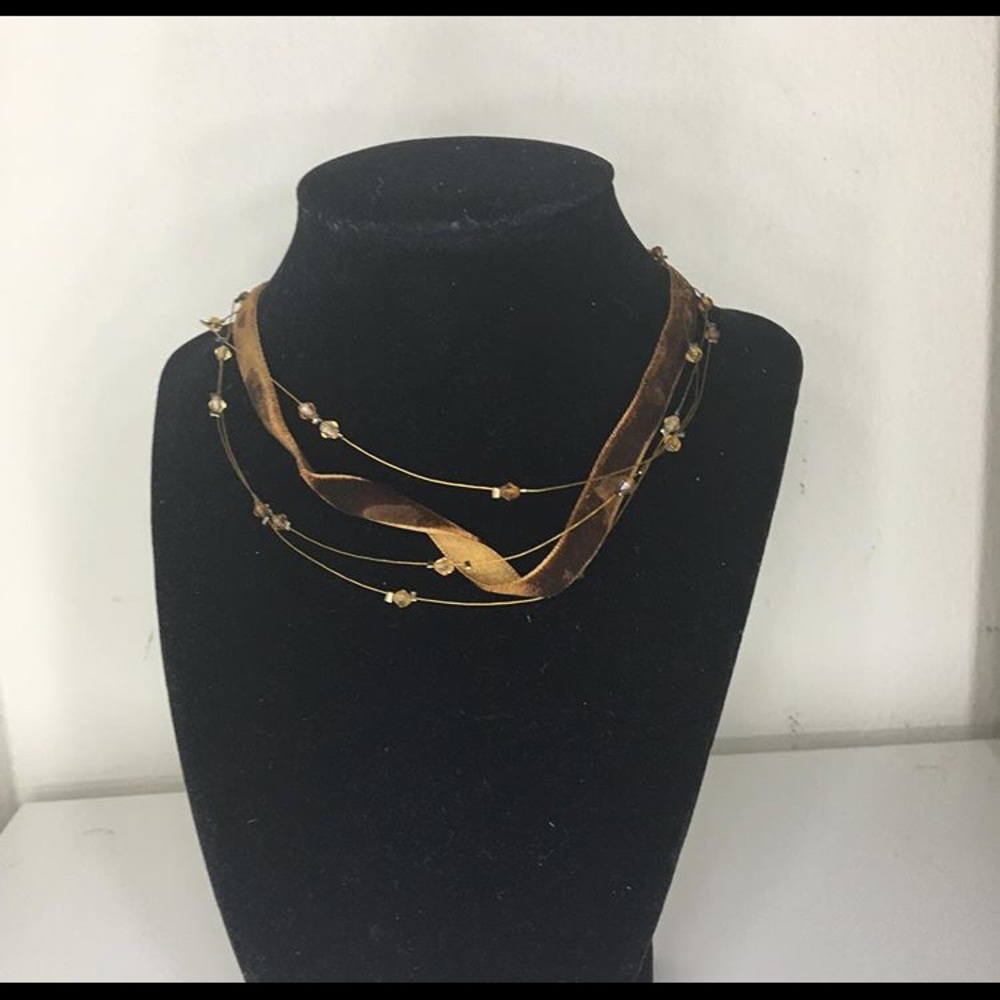Cute chocker necklace